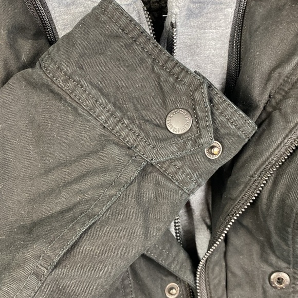 Levi’s trucker jacket Sherpa lining and attached hoodie true black size S - Picture 12 of 14